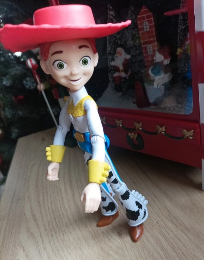 Toy story Jessie articulée 23 cm - photo numéro 2