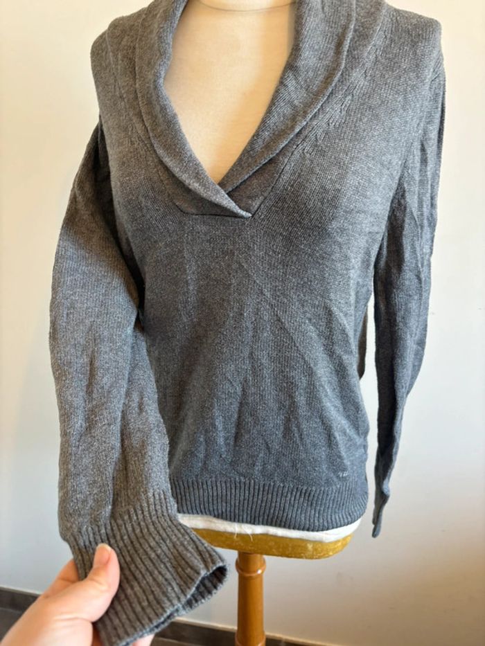 Pull gris Tommy Hilfiger taille M - photo numéro 8