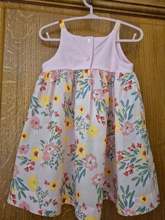 Robe rose à fleurs 23 mois - photo numéro 6