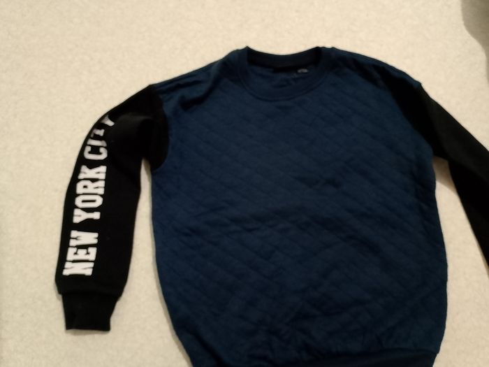 Lot Vêtements garçon 8/9 ans - photo numéro 2