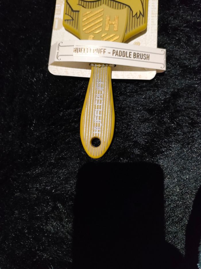 Brosse a cheveux Harry Potter poufsouffle - photo numéro 3