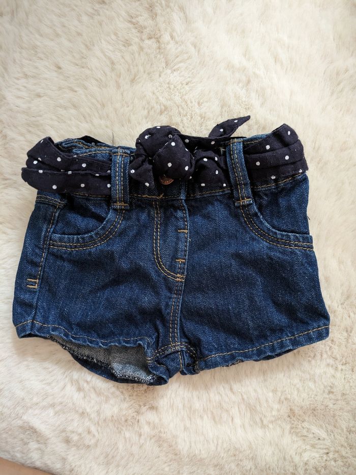 Short en jean avec ceinture
