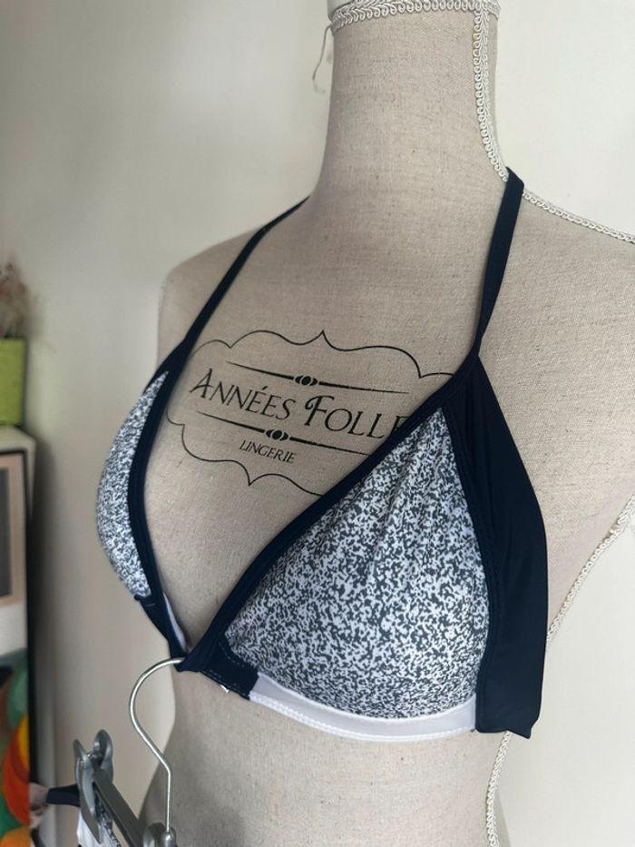 Maillot de bain 2 pièces bleu et blanc – Shein 🌸 - photo numéro 3