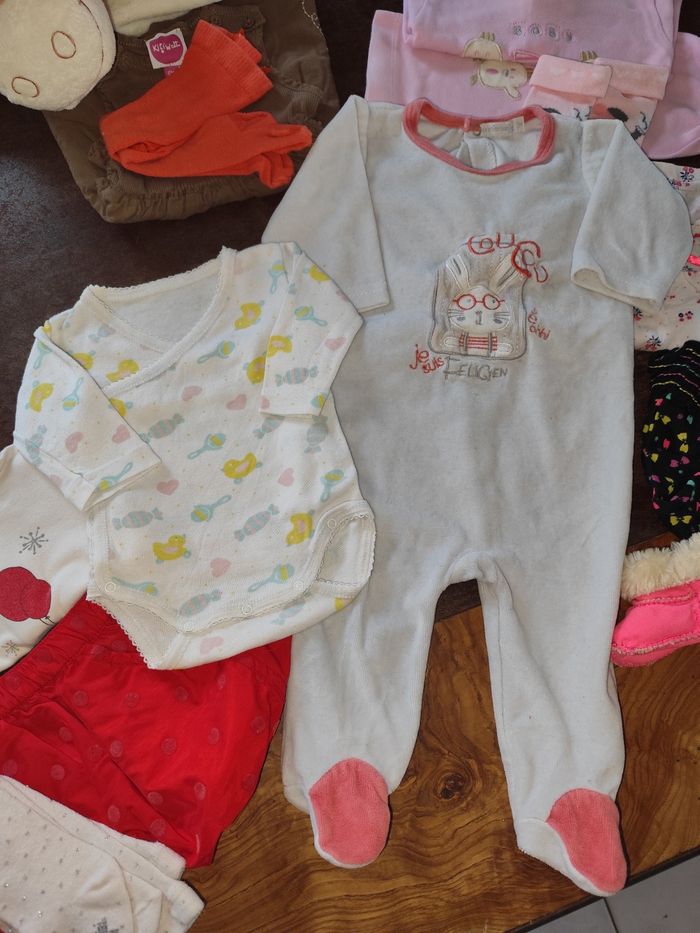 Lot vêtements bébé fille 3 mois - photo numéro 3