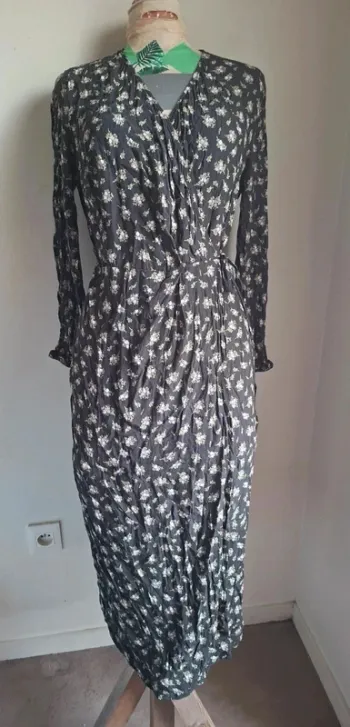 Robe longue noire à motifs, élégante, fluide, taille ajustable, porte-feuille H&M, neuve, taille M