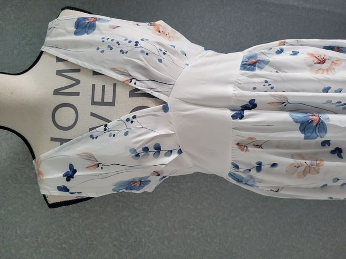 Robe  taille 42 - photo numéro 4