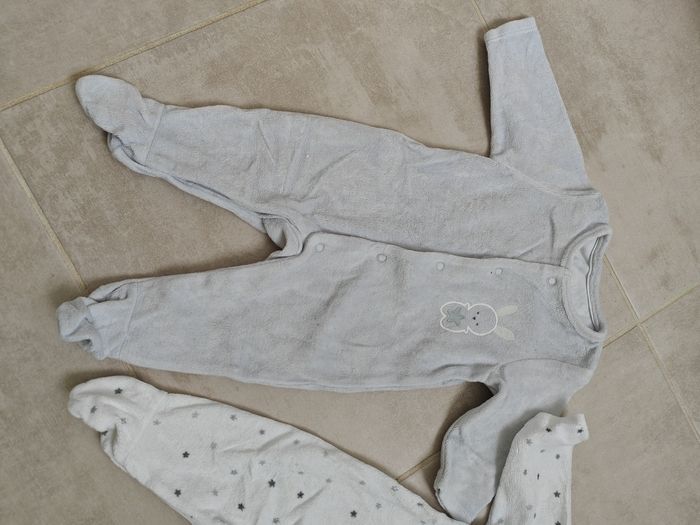Lot pyjama velours bébé fille mois - photo numéro 2