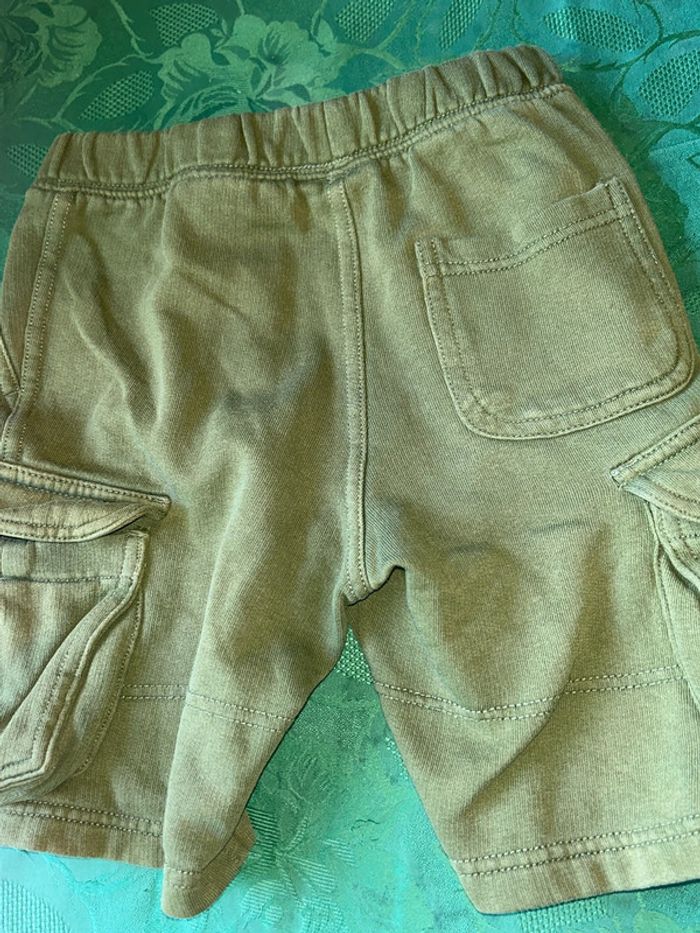 Short kaki 7 ans H&M - photo numéro 5