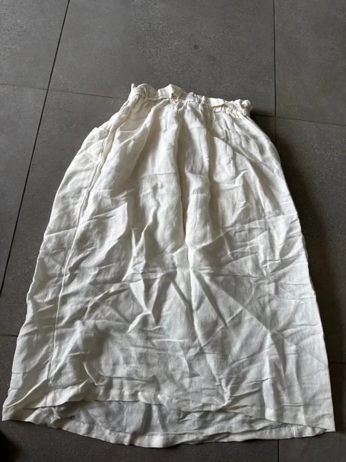 Longue jupe blanche Mkt studio, taille 36, très bon état, 36x80cm - photo numéro 3
