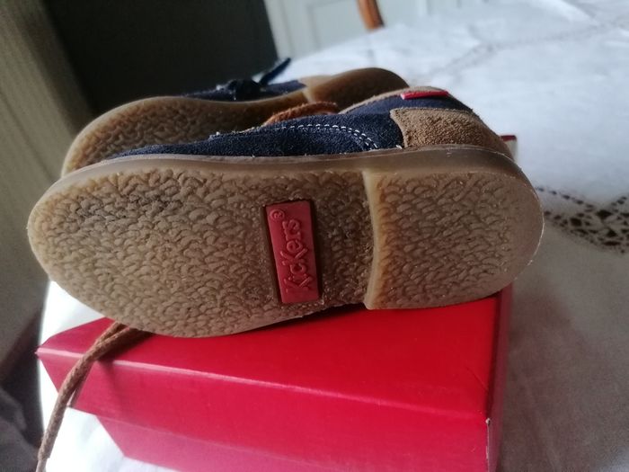 Chaussures montante kickers taille 23 - photo numéro 4