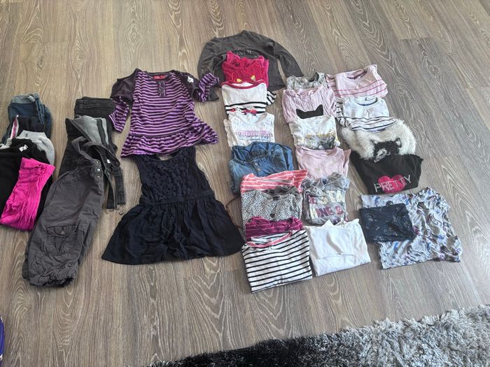 Lot vêtements fille 4 ans