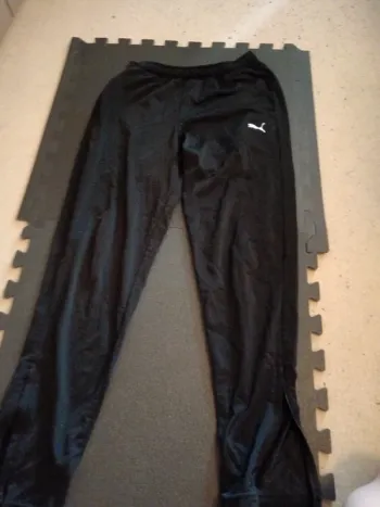 Pantalon puma