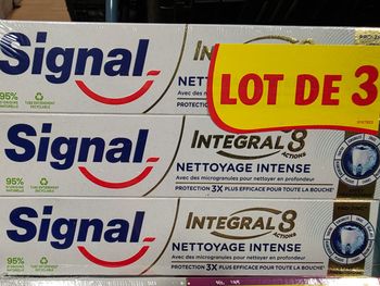 Lot de 3 dentifrices Signal nettoyage intense