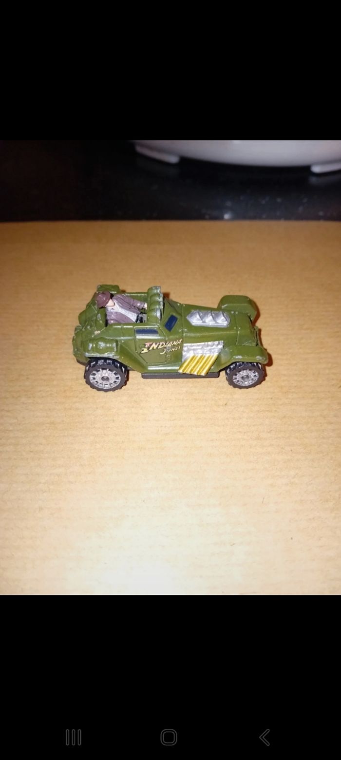Petite voiture - photo numéro 2