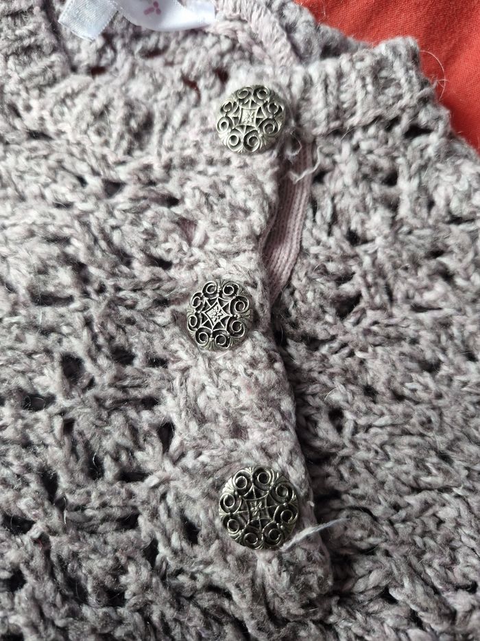 Superbe pull style péplum zone troutrous - photo numéro 3