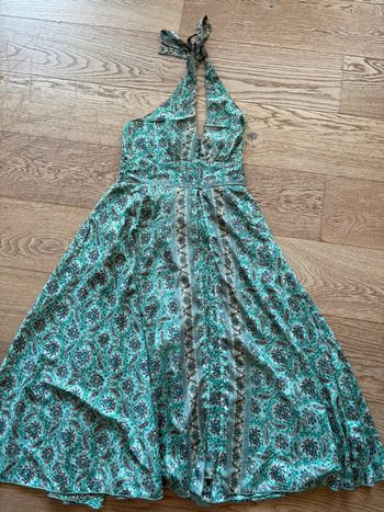 Longue robe dos nu