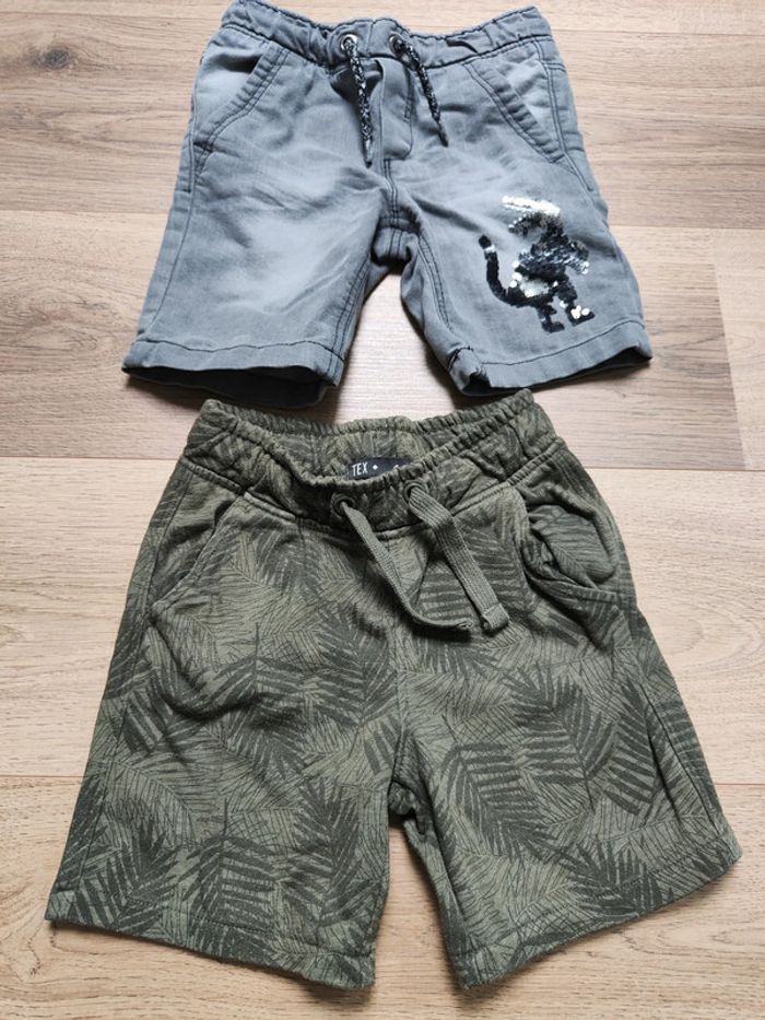Short 4 ans