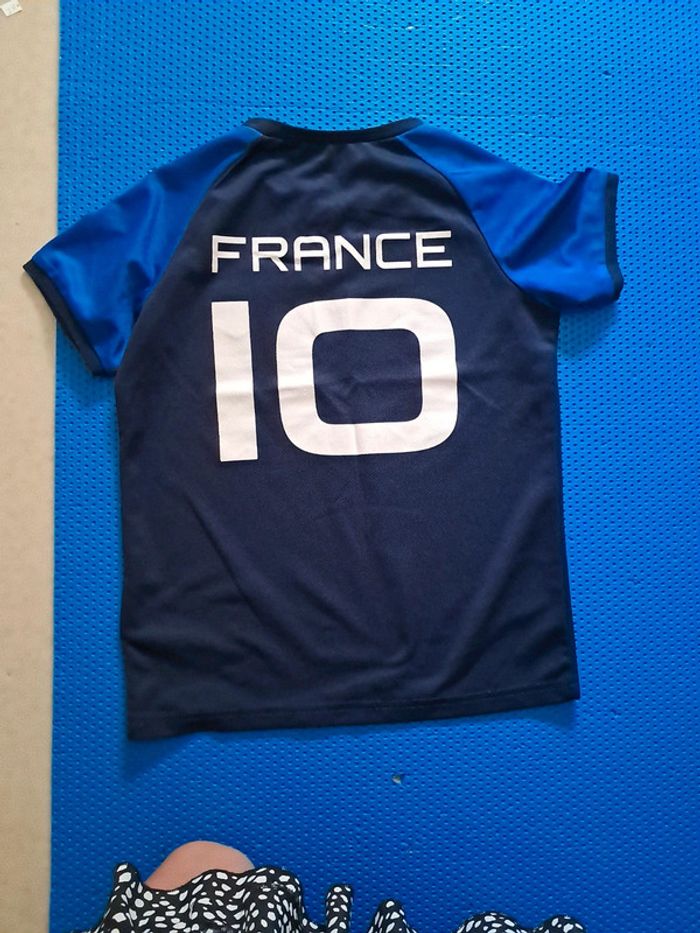 Lot maillot 8ans - photo numéro 4