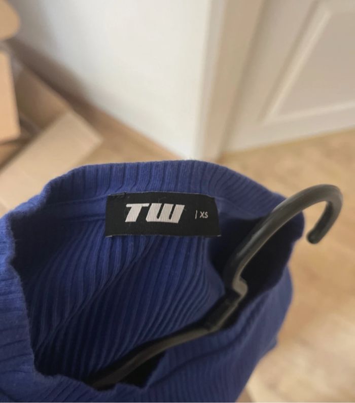 top bleu - photo numéro 3