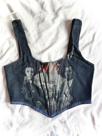 Top corset “1815” arty vintage retravaillé – pièce unique