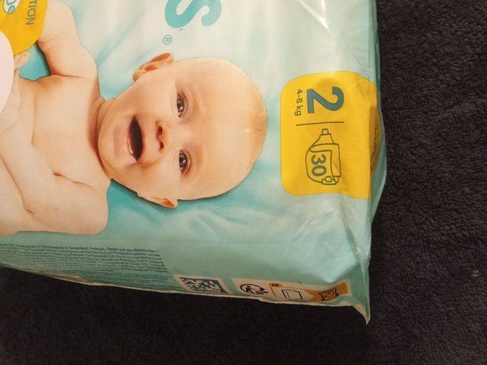 Taille 2 Pampers premium - photo numéro 3