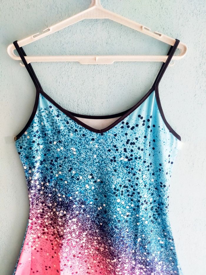 🌸 Superbe Robe d'Été à Bretelles – Bleu Turquoise & Rose – Taille L – Neuve 🌸 - photo numéro 2