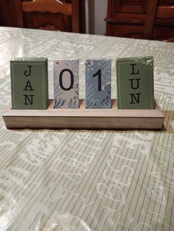 Calendrier perpétuel neuf