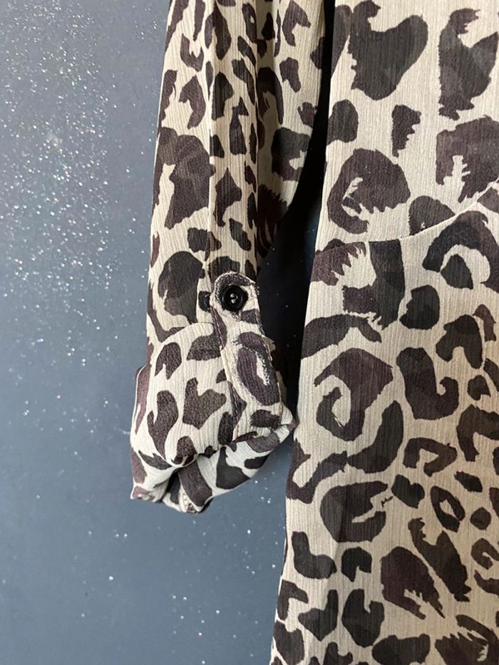 Tunique blouse voile à motif et petite dentelle noire - photo numéro 4