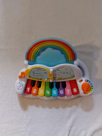 Piano arc en ciel lumi magique vtech