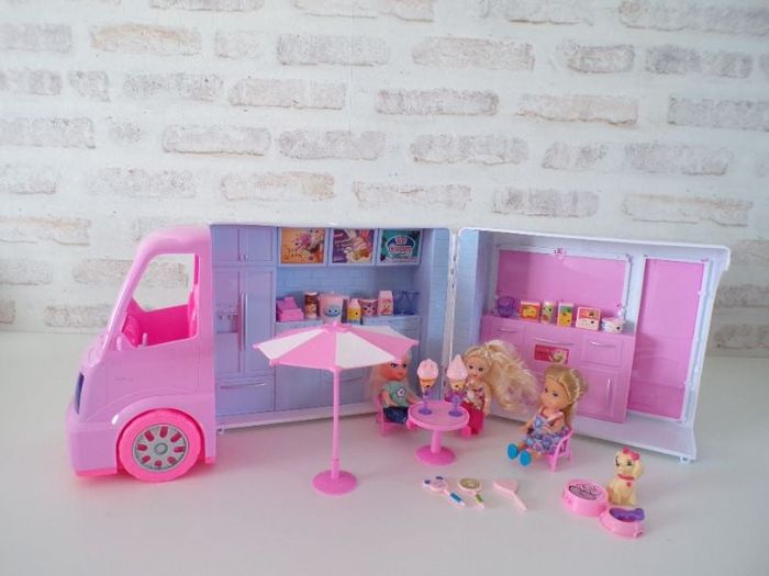 Camion glacier - Poupées  (J8)