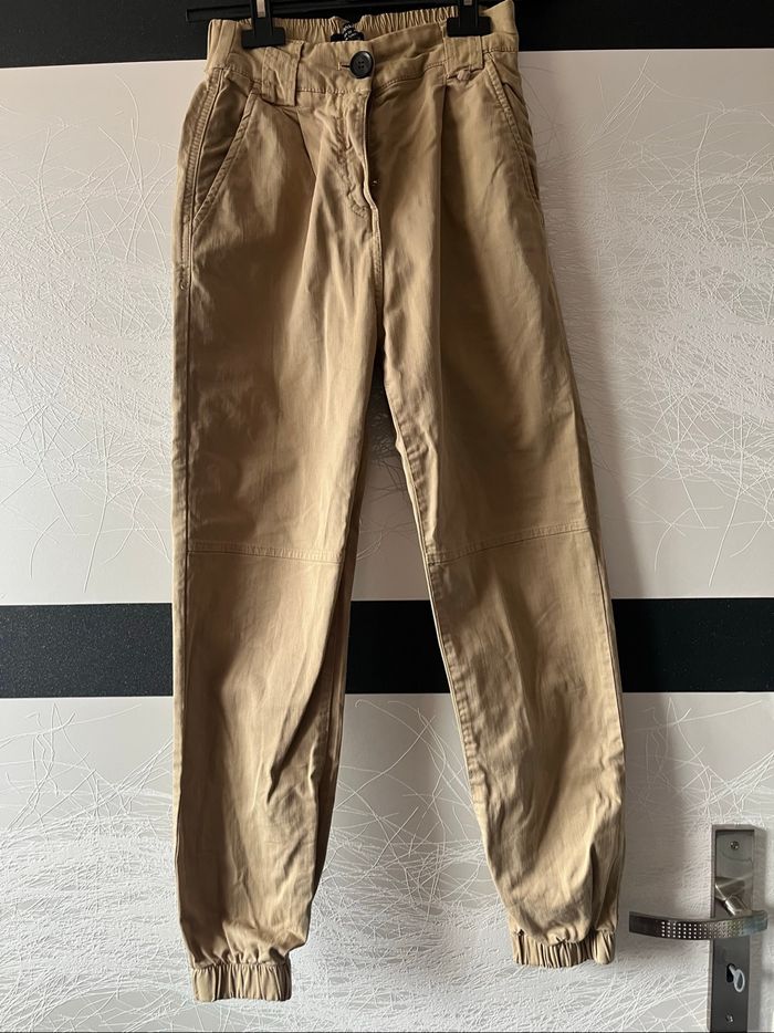 Pantalon beige taille 32