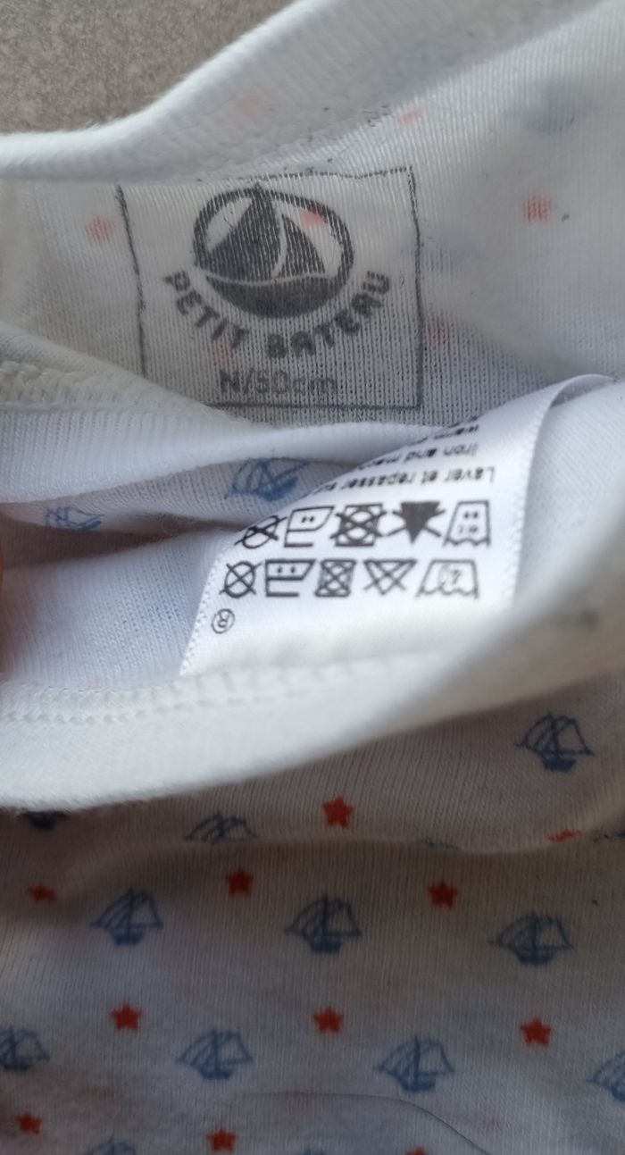 2 bodys taille 50 - photo numéro 3