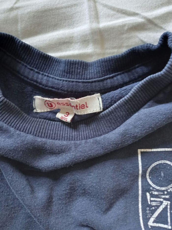 Sweat garcon bleu  3 ans - photo numéro 2
