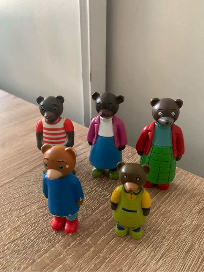 5 figurines petit ours brun