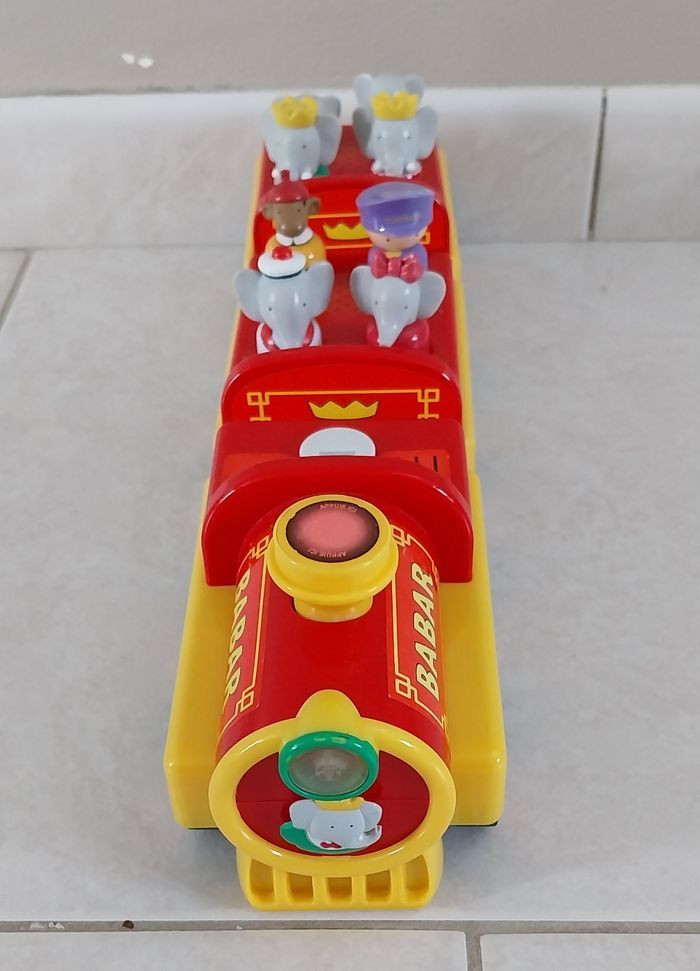 Train électrique Babar