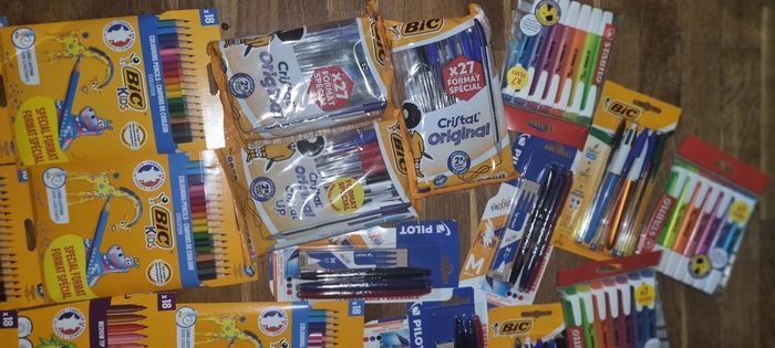 Fournitures  scolaires  39e non négociable - photo numéro 4