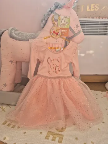 Magnifique robe disney bambi 104cm