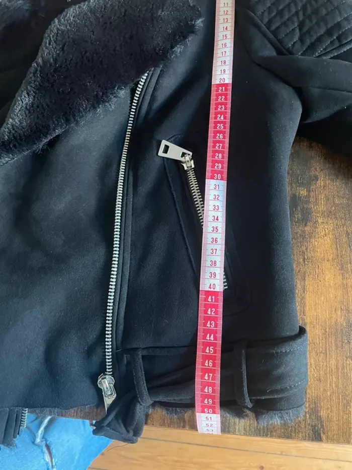Veste manteau perfecto aviateur moumoute et effet faim noir Zara - photo numéro 6