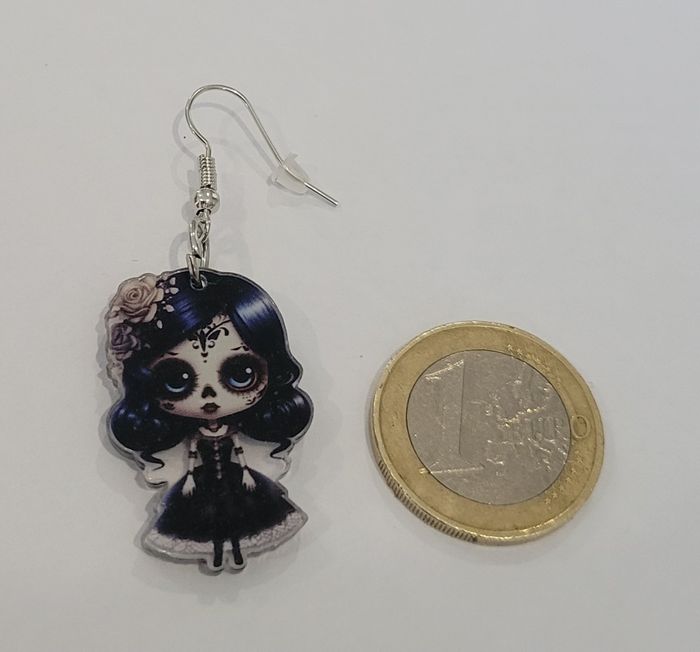 BOUCLES D'OREILLES POUPEE SANTA MUERTE HALLOWEEN ! NEUVE ! MODELE 5 - photo numéro 3