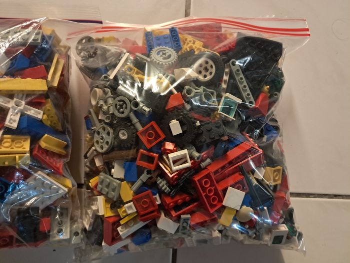 Vrac de lego vintage de 2.2kg - photo numéro 2