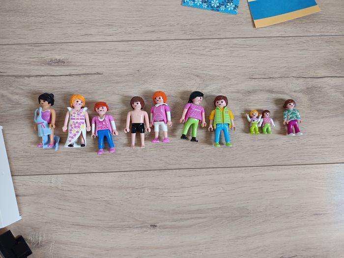 Maison playmobil avec tous les accessoires - photo numéro 8