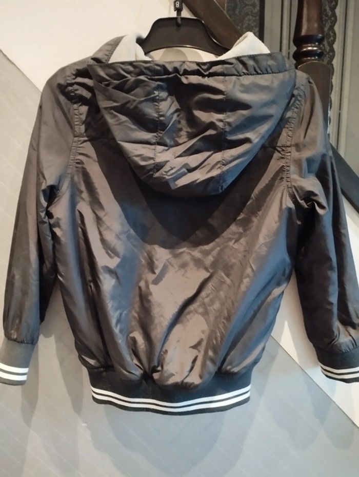 Blouson garçon mi-saison t. 6 ans - photo numéro 2