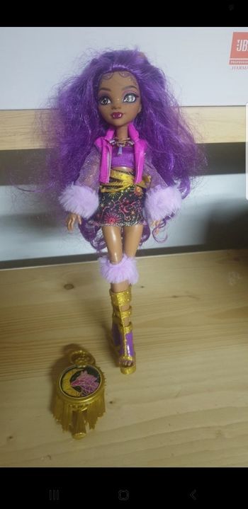 Poupée monster high Clawdeen