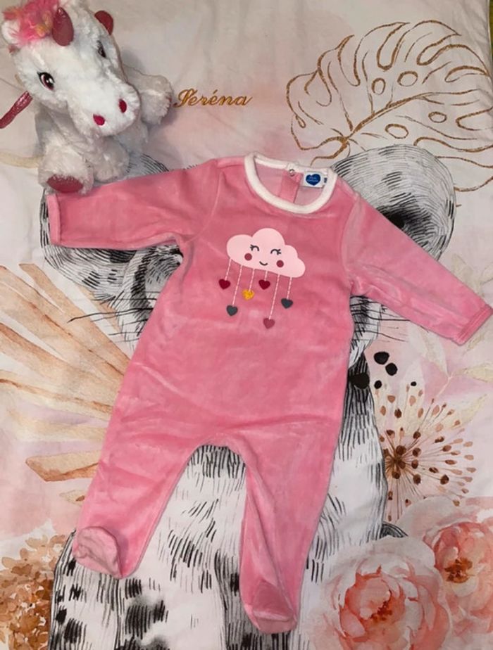 Pyjama velours, 6 mois, Mots d’enfants, neuf sans étiquette.