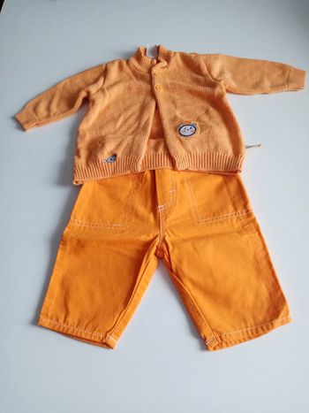 Ensemble orange T 3 mois