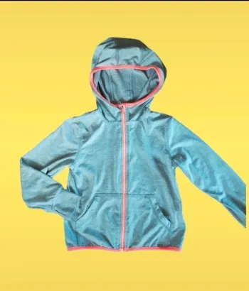Veste de survêtement à capuche taille 6 ans