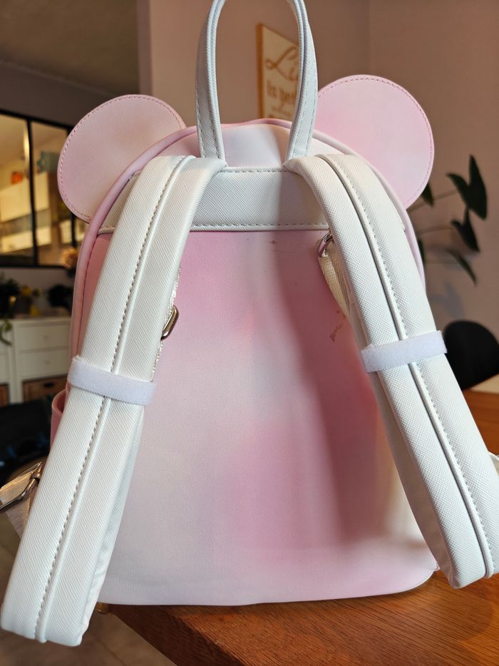 Loungefly Minnie rose - photo numéro 3