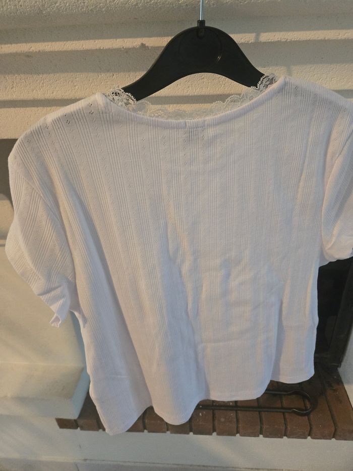 Crop top blanc neuf Kiabi - photo numéro 5