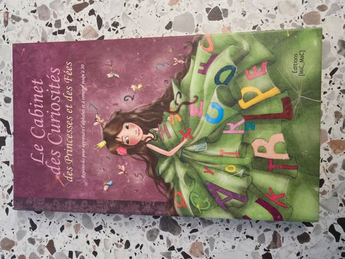 Le cabinet des curiosités des princesses et des fées