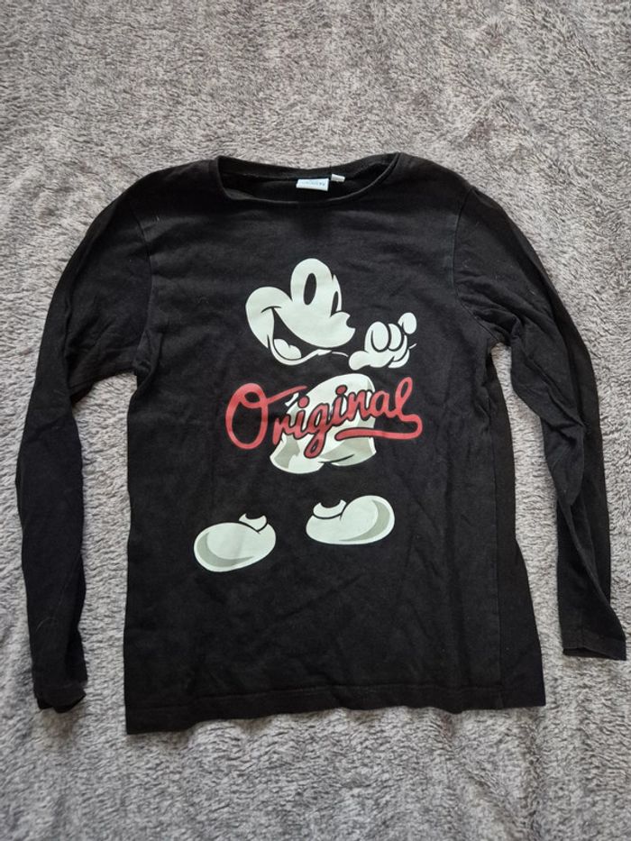 Tee-shirt manches longues 8 ans